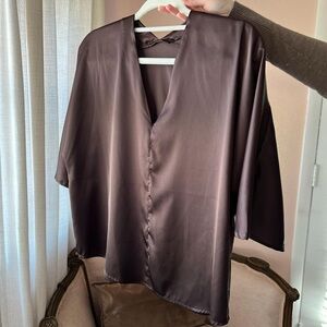 Banana Republic flowy top